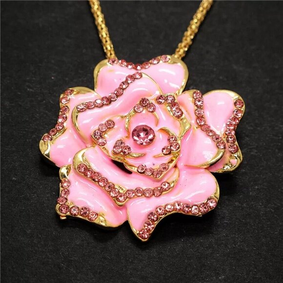 Pretty Rose Embellished crystal design pendant charm goldtoned necklace - Picture 2 of 4